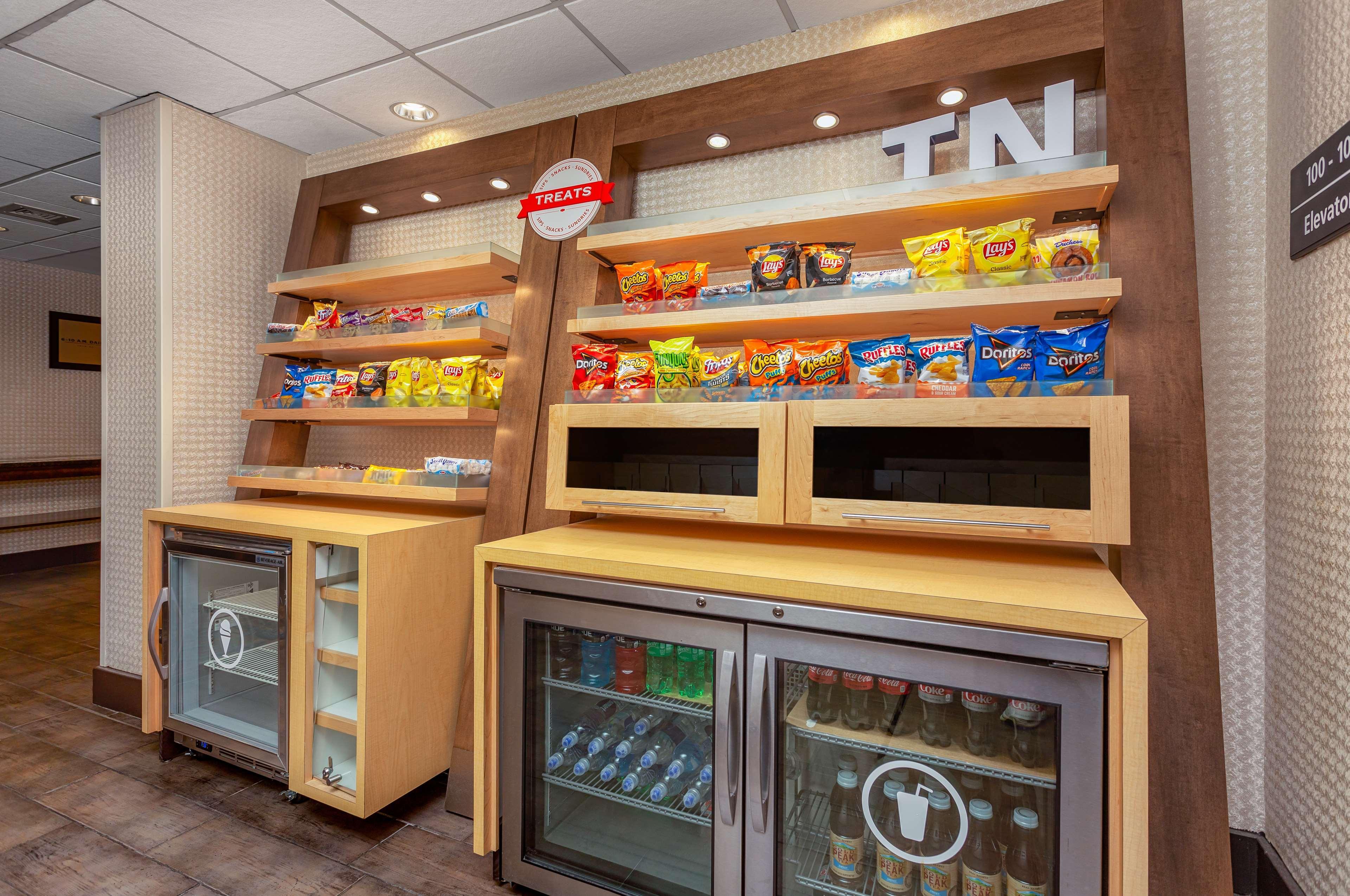 Hampton Inn Bristol Eksteriør billede